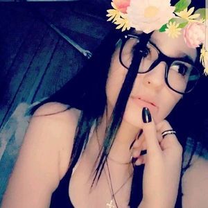 Meet your Posher, Angelique